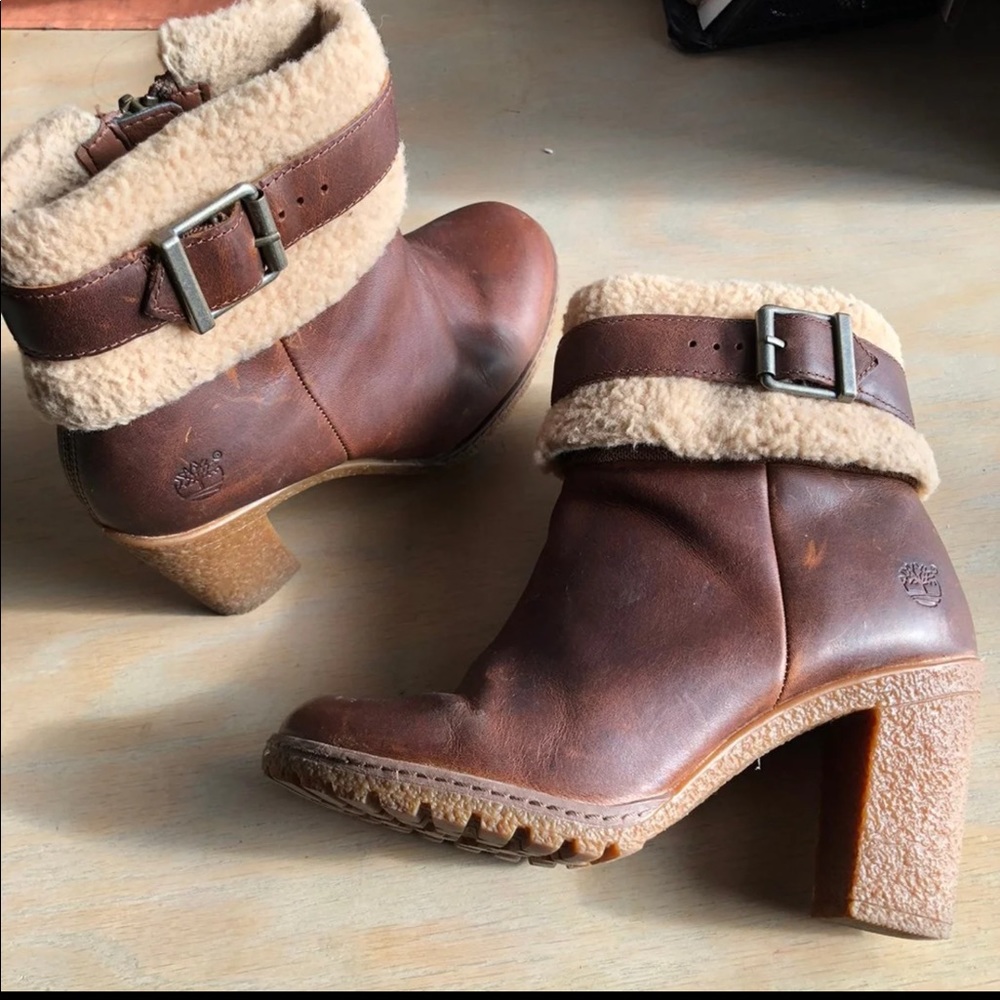 Timberland glancy fleece boots sz 5.5